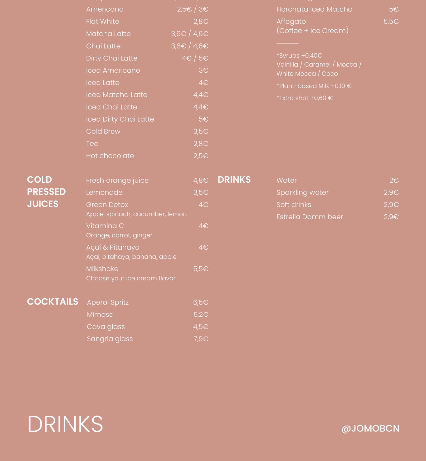 Detalle de la carta de bebidas de JOMO en terracota, con DRINKS y @JOMOBCN al pie
