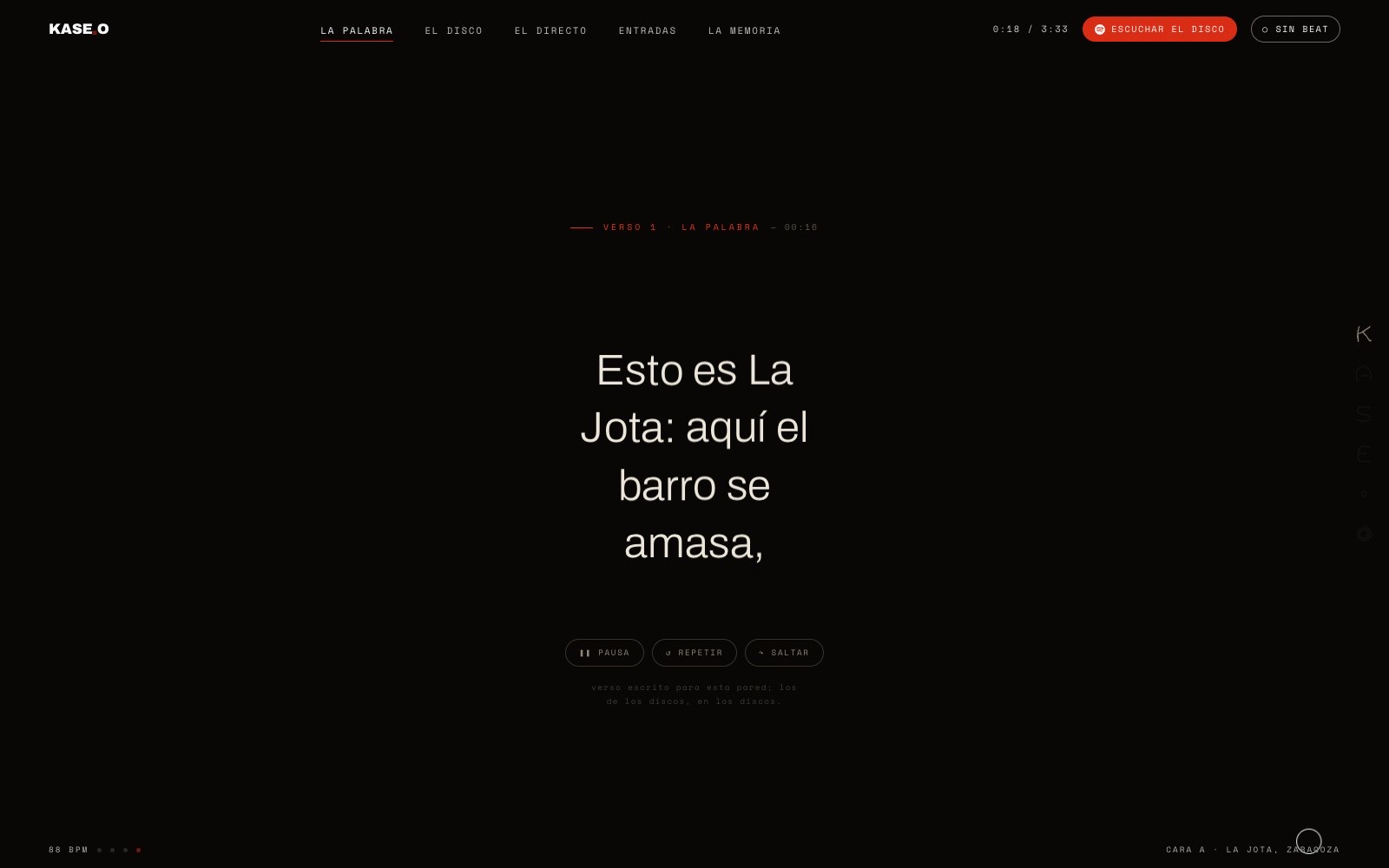 Verso 1: poema manifiesto con las familias de rimas resaltadas por color